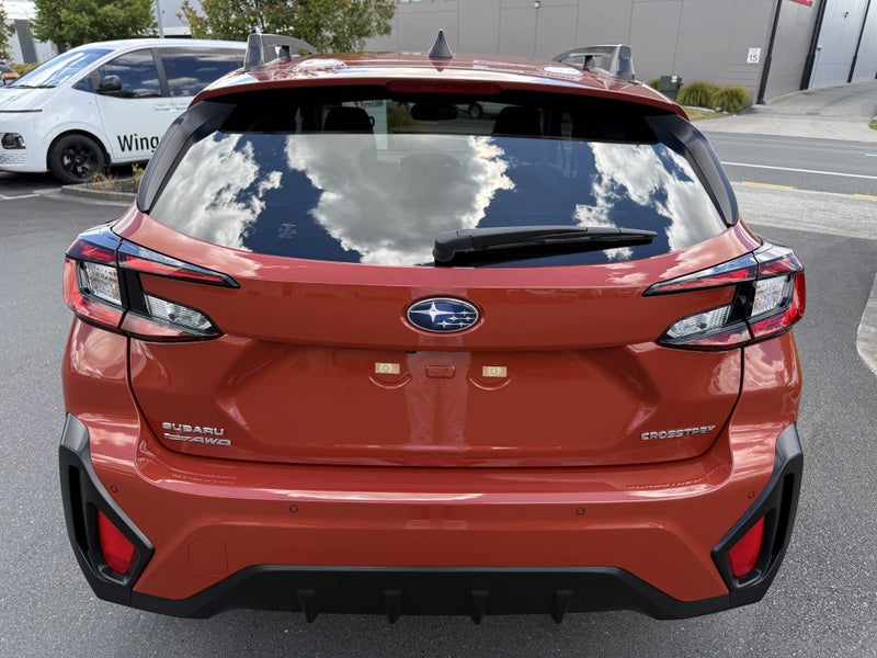 2025 Subaru Crosstrek 2.0i Premium image 5