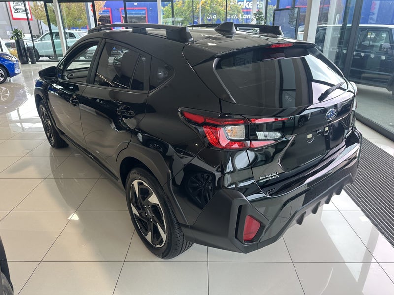 2025 Subaru Crosstrek 2.0i Premium image 5