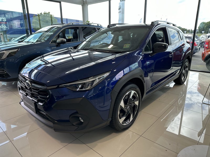 2025 Subaru Crosstrek 2.0i Premium image 2