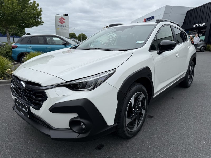 2025 Subaru Crosstrek 2.0i Premium image 3