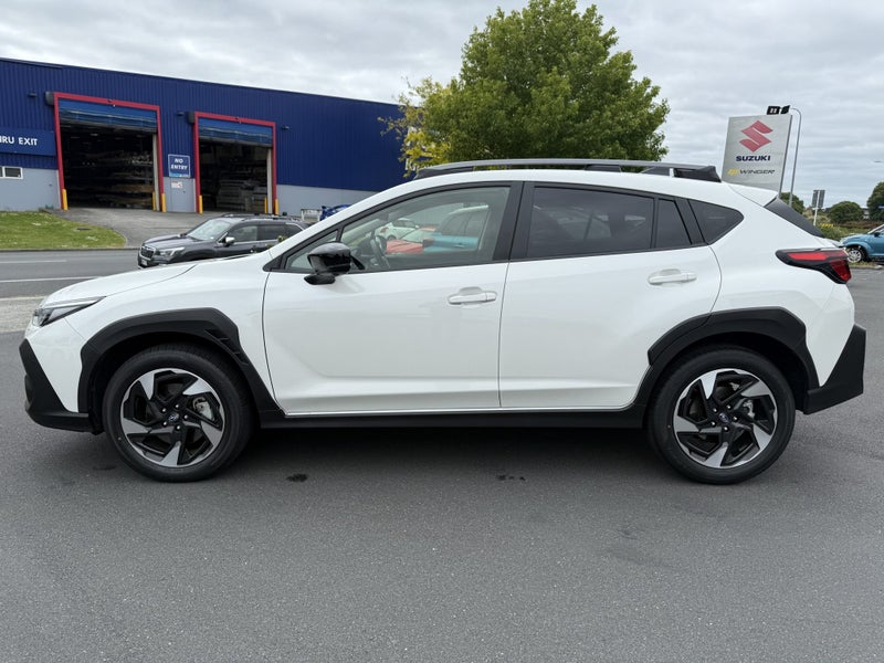 2025 Subaru Crosstrek 2.0i Premium image 4