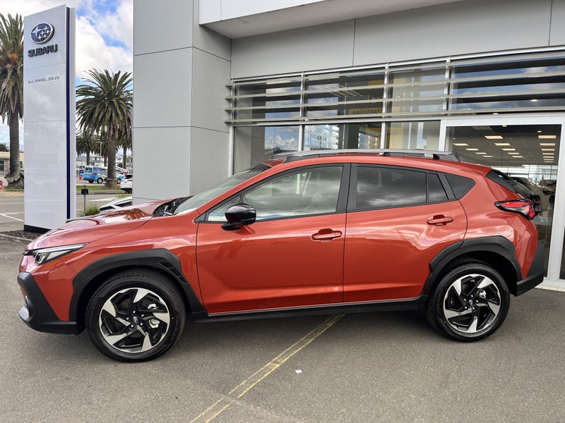 2025 Subaru Crosstrek AWD 2.0 Premium image 4