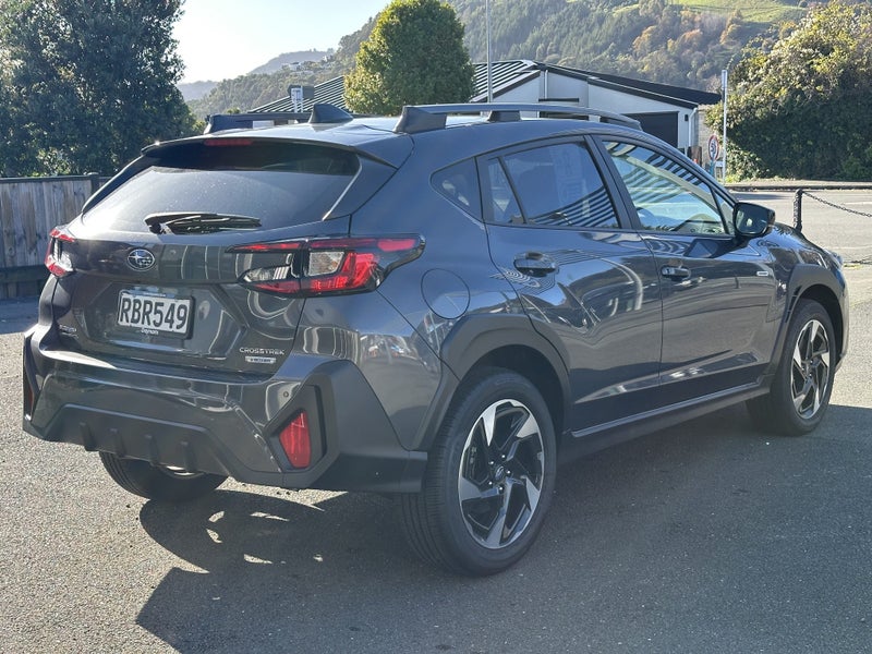 2025 Subaru Crosstrek AWD Hybrid Premium image 5