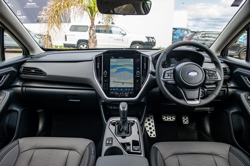 2025 Subaru Crosstrek Premium 2.0 image 2