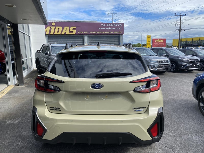 2025 Subaru Crosstrek Premium Hybrid MY26 Hybri... image 5