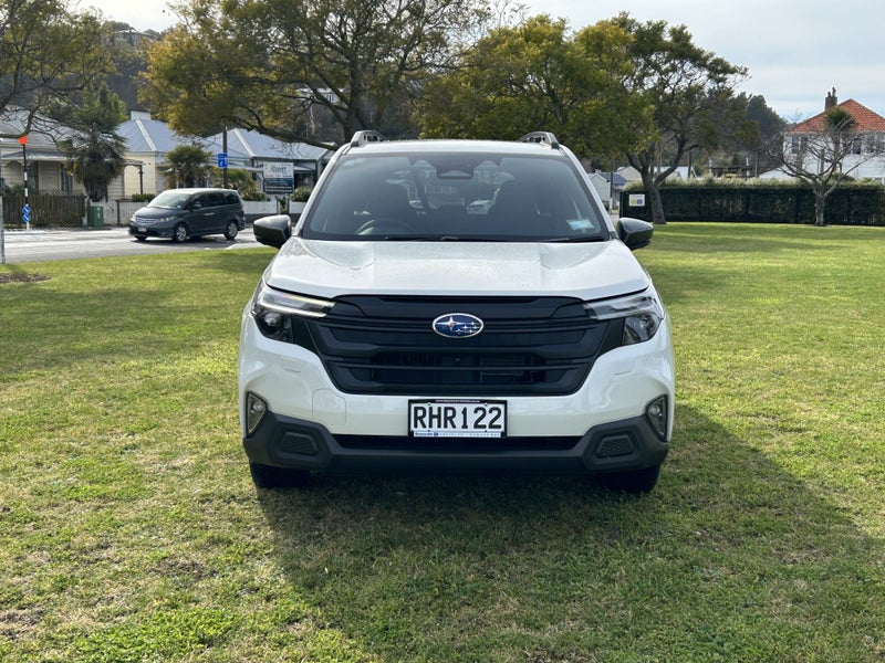 2025 Subaru Forester 2.5 AWD Petrol image 2