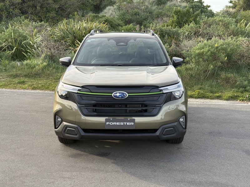 2025 Subaru Forester 2.5 AWD Sport Wagon CVT image 2