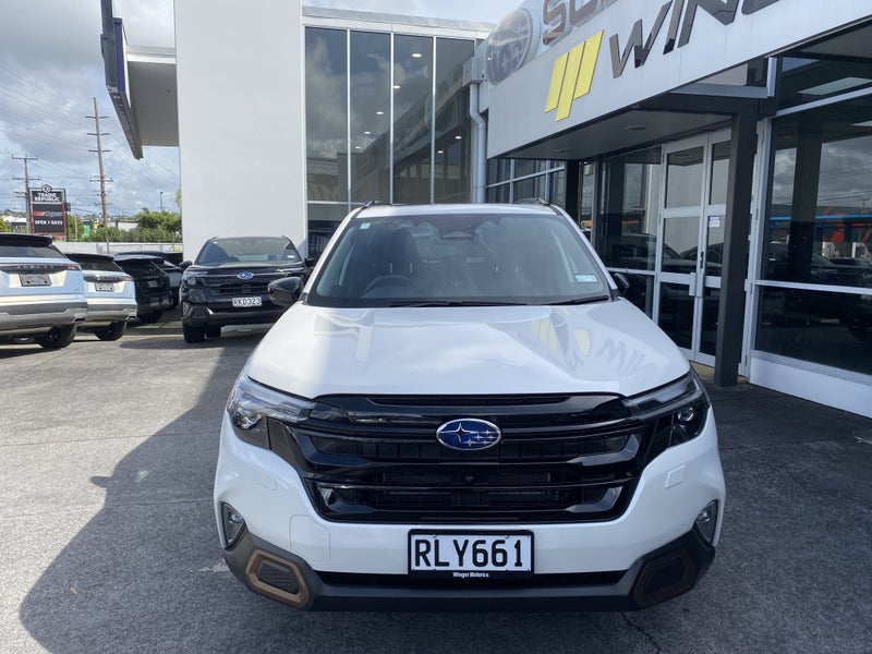 2025 Subaru Forester 2.5 Hybrid Sport Hybrid Spor image 3