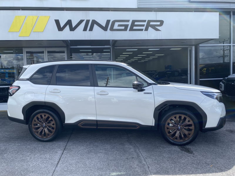 2025 Subaru Forester 2.5 Hybrid Sport Hybrid Spor image 4