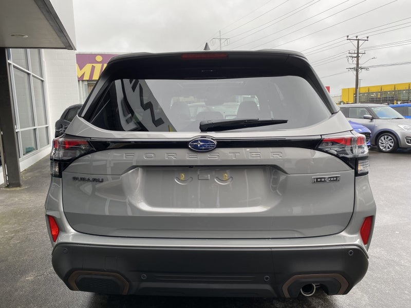 2025 Subaru Forester 2.5 Hybrid Sport Hybrid Spor image 5