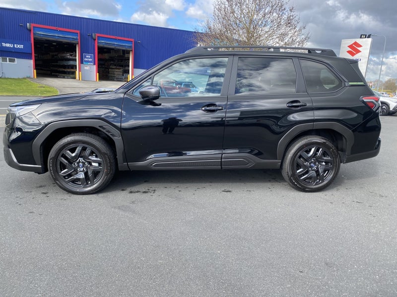 2025 Subaru Forester 2.5 Sport AWD CVT image 2