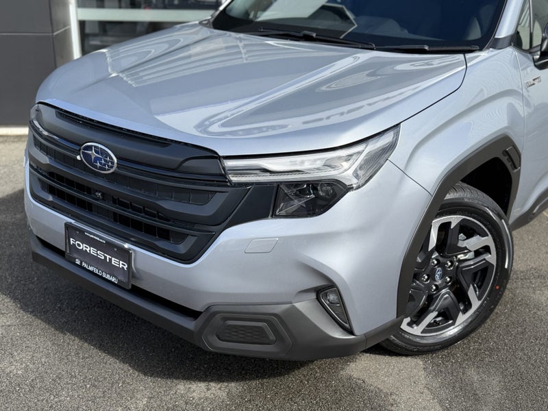 2025 Subaru Forester AWD Hybrid image 3