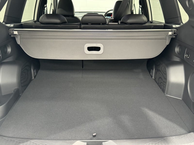 2025 Subaru Forester Hybrid AWD Sport image 5