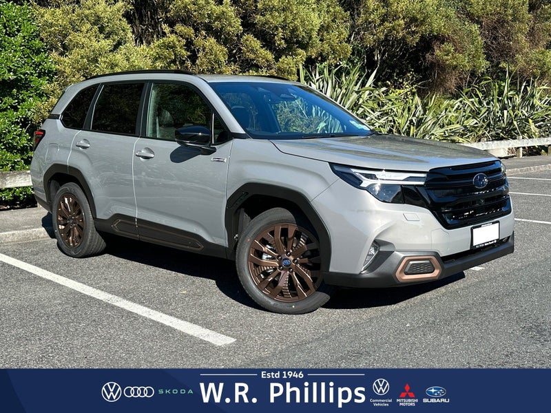 2025 Subaru Forester Hybrid AWD Sport image 1