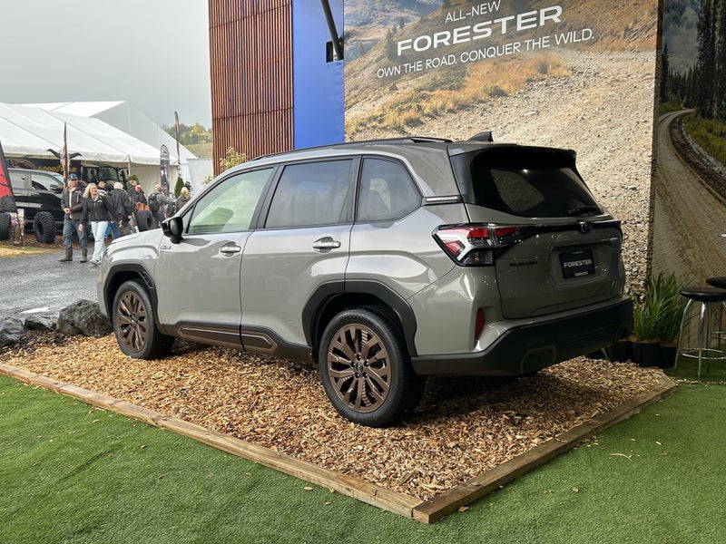2025 Subaru Forester MY26 / STRONG HYBRID / SPORT image 2