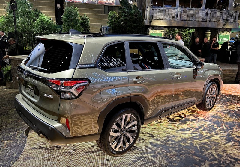 2025 Subaru Forester TOURING / STRONG HYBRID /... image 2