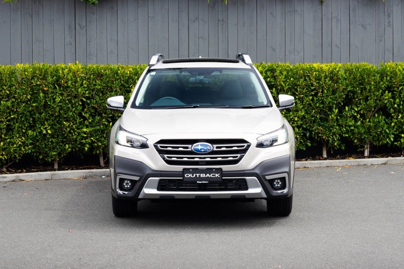 2025 Subaru Outback 2.4T AWD Touring image 4