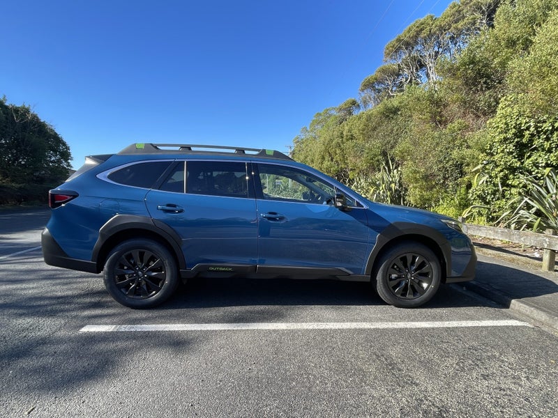 2025 Subaru Outback 2.5 Touring SLT AWD image 5