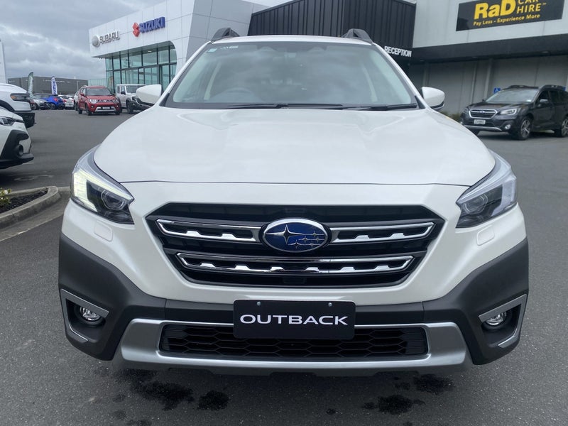 2025 Subaru Outback 2.5I image 2