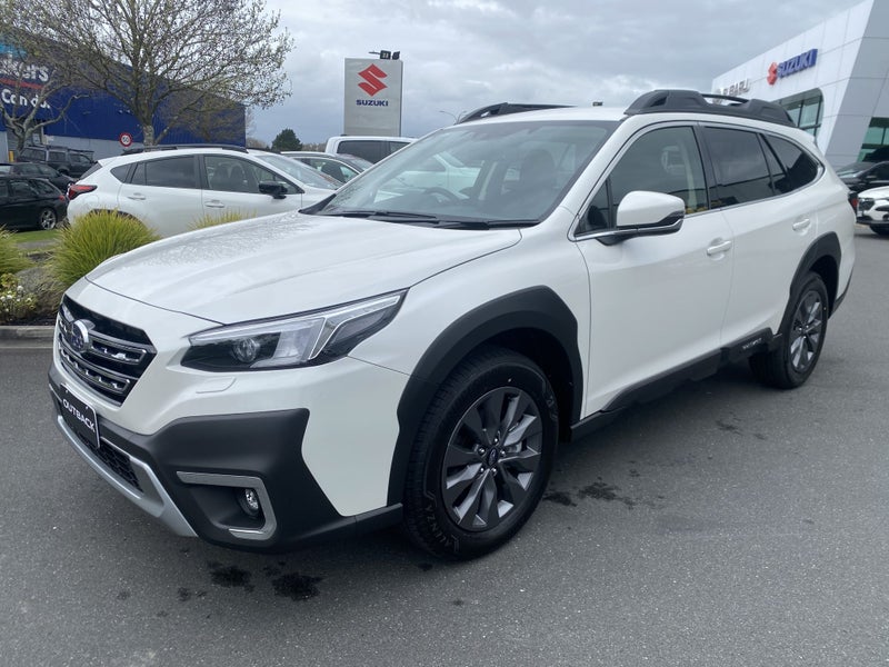 2025 Subaru Outback 2.5I image 3