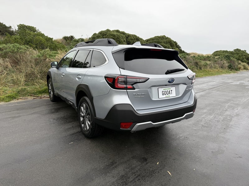 2025 Subaru Outback 2.5i image 5