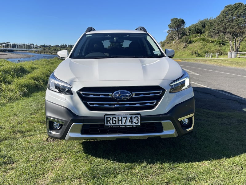 2025 Subaru Outback 2.5i AWD image 3