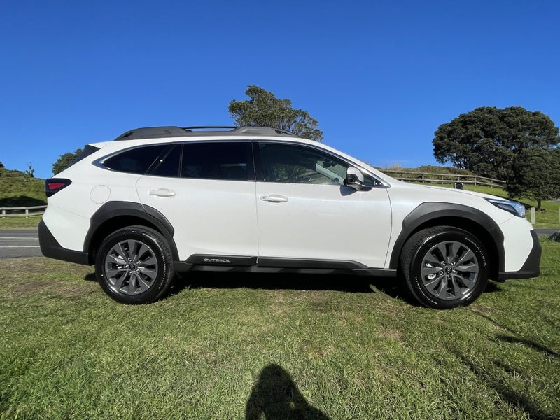 2025 Subaru Outback 2.5i AWD image 5