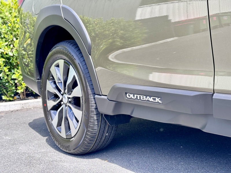 2025 Subaru Outback 2.5i Touring image 5