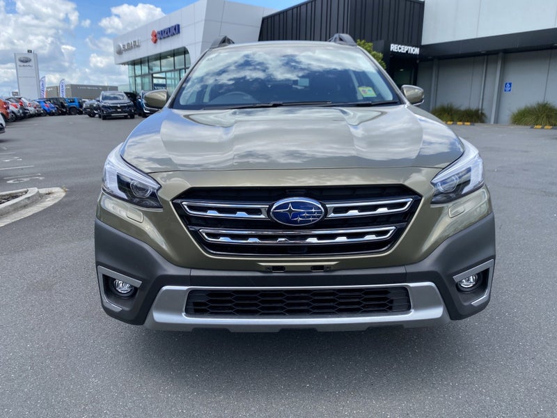 2025 Subaru Outback 2.5i Touring image 2