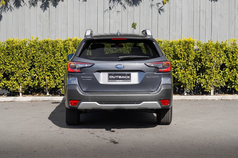 2025 Subaru Outback 2.5i Touring image 5