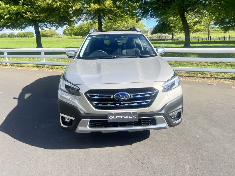 2025 Subaru Outback 2.5i Touring SLT image 2
