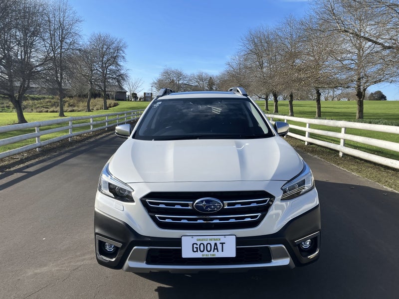 2025 Subaru Outback 2.5i Touring SLT image 2