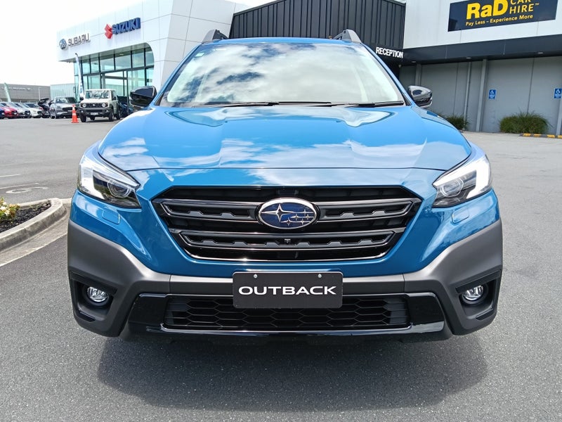 2025 Subaru Outback 2.5i Touring SLT image 2