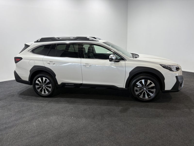 2025 Subaru Outback 2.5i Touring SLT image 4