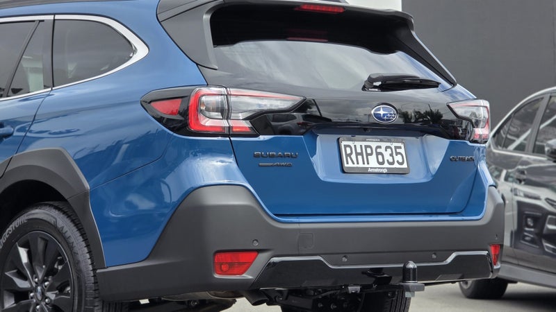 2025 Subaru Outback DEMO | TOURING GEYSER-BLUE... image 3