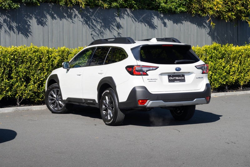 2025 Subaru Outback Sport image 3