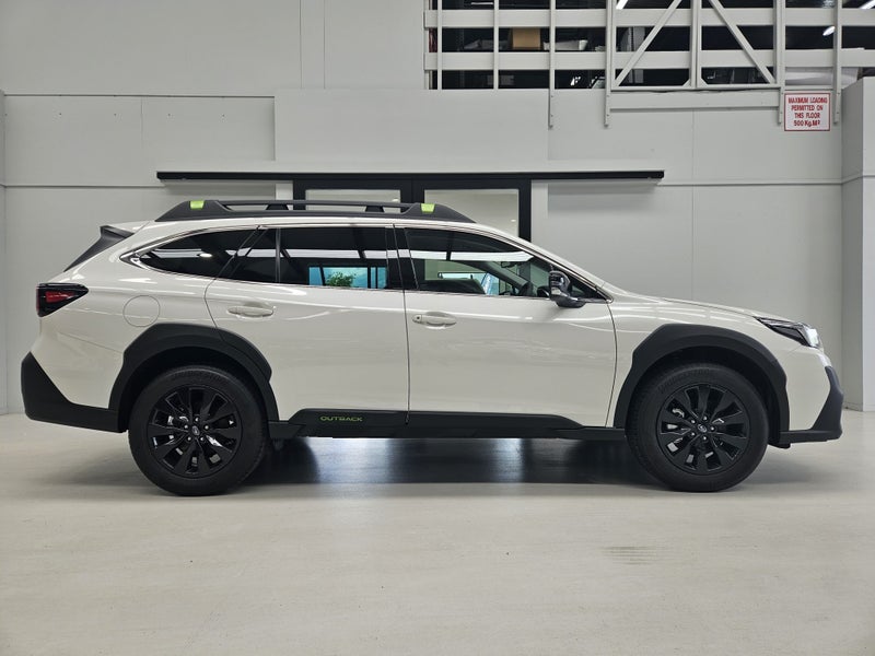 2025 Subaru Outback Sport X image 3