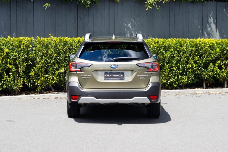 2025 Subaru Outback Touring 2.4T image 5