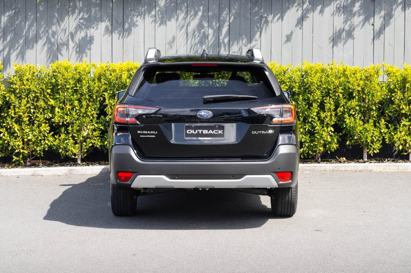 2025 Subaru Outback Touring 2.5 image 5