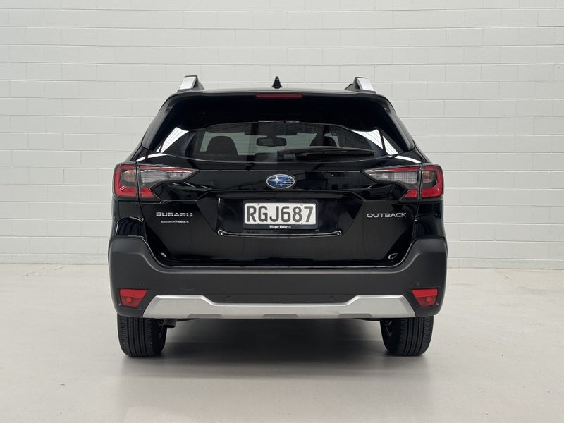 2025 Subaru Outback Touring 2.5 image 5