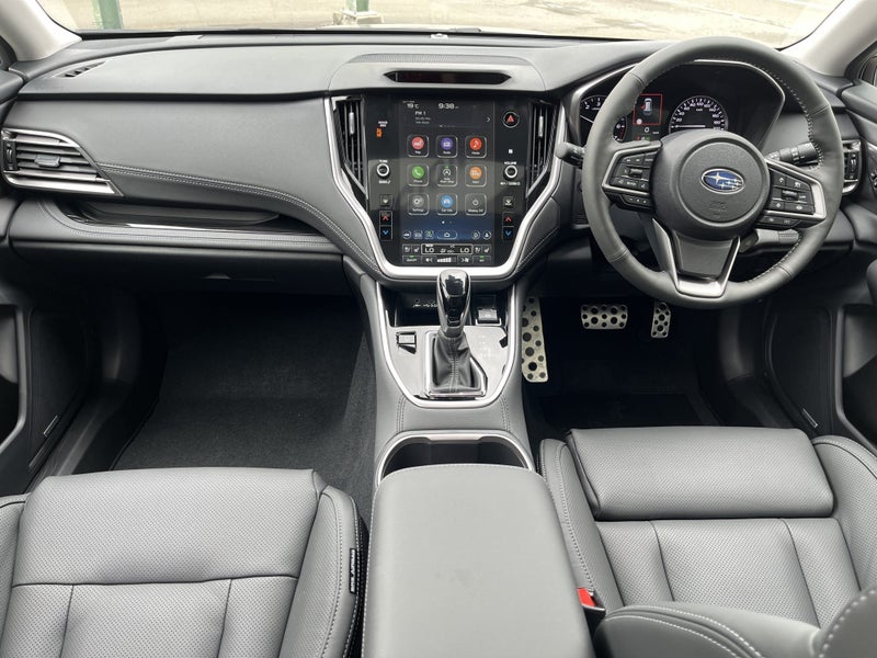 2025 Subaru Outback Touring 2.5 image 4