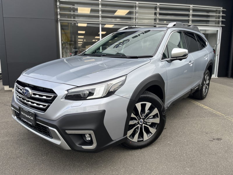 2025 Subaru Outback Touring 2.5 image 1