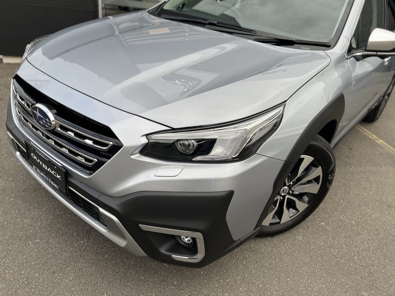 2025 Subaru Outback Touring 2.5 image 3