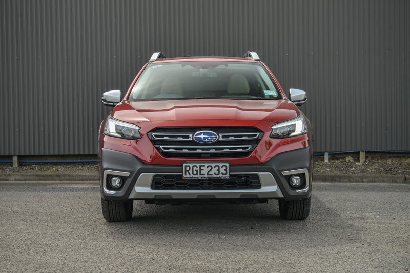 2025 Subaru Outback Touring 2.5 image 4