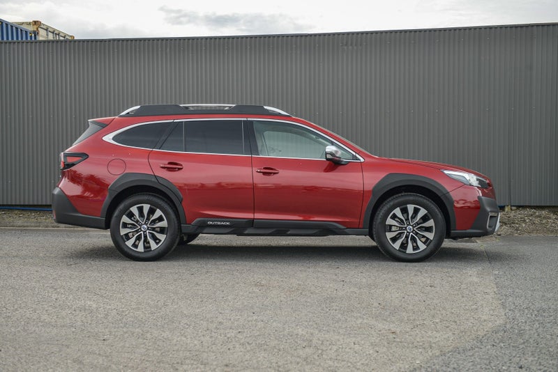 2025 Subaru Outback Touring 2.5 image 5