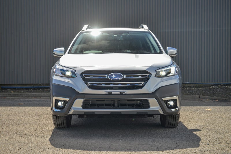 2025 Subaru Outback Touring 2.5I image 4