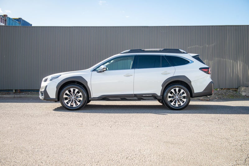 2025 Subaru Outback Touring 2.5P/4Wd image 4