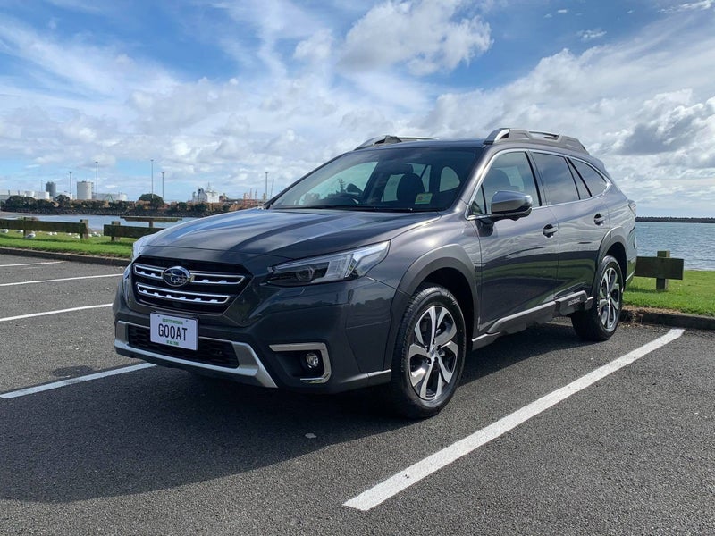 2025 Subaru Outback Touring SLT 2.5P 4WD image 4