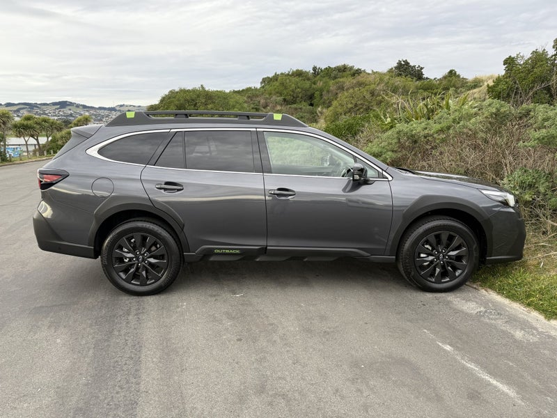 2025 Subaru Outback X 2.5i image 4