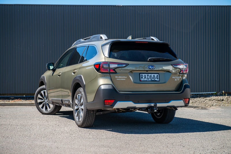 2025 Subaru Outback Xt Touring 2.4Pt/4Wd image 2